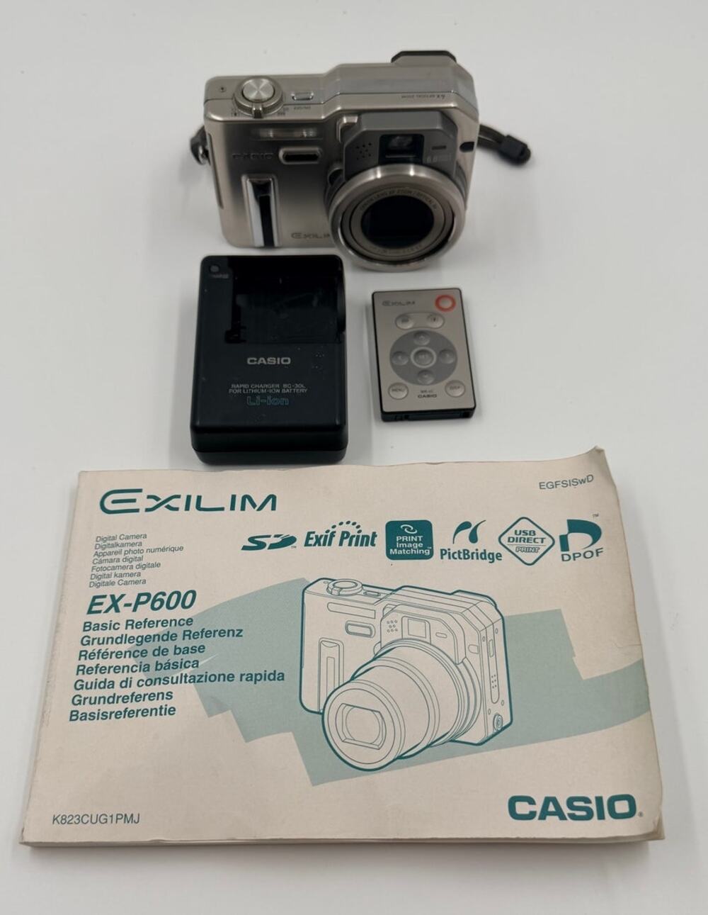 VTG Casio Exilim Pro EX-P600 6MP CCD Digital Camera Charger Remote Manual Tested